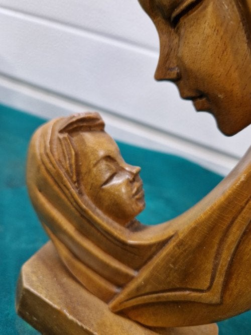 beeld sculptuur moeder en kind houtsnijwerk, Verzamelen, Ophalen of Verzenden