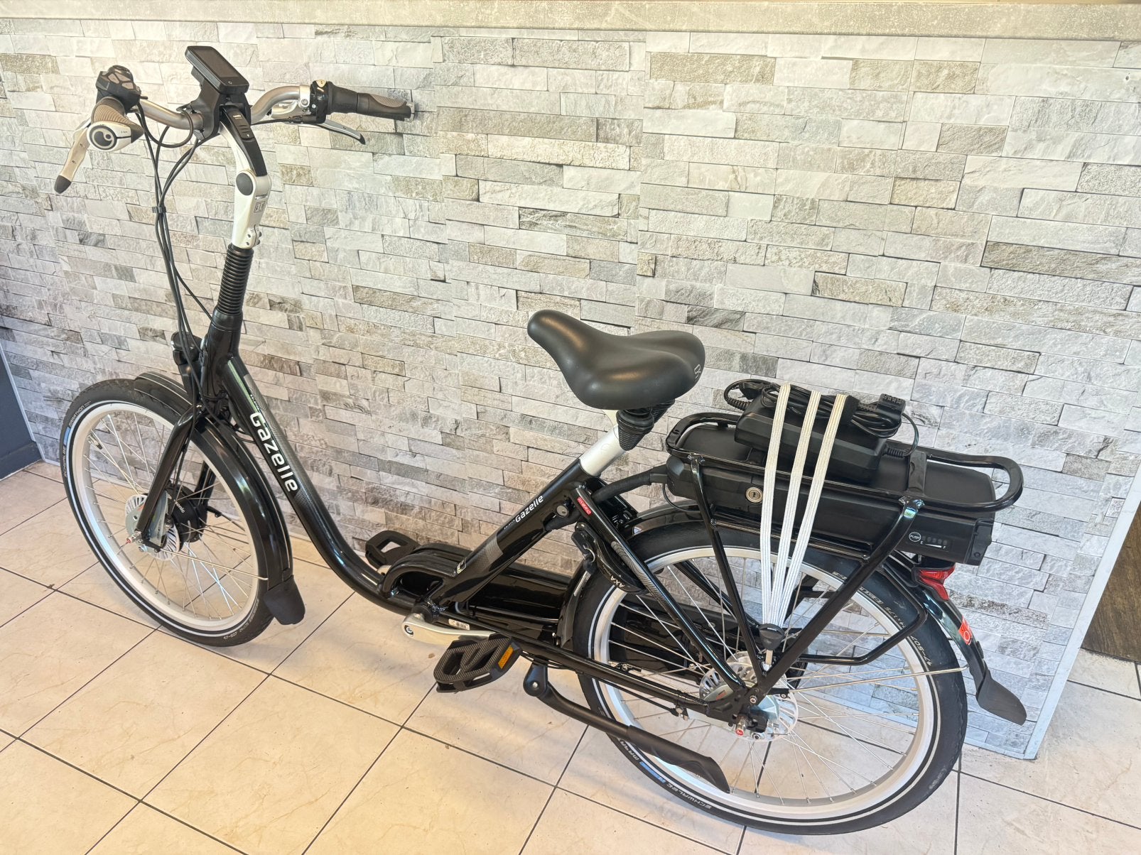 NIEUWSTAAT E-Bike Gazelle Balance TOTAAL 800km. D46cm. V7., Ophalen, Zo goed als nieuw, Minder dan 47 cm, /
