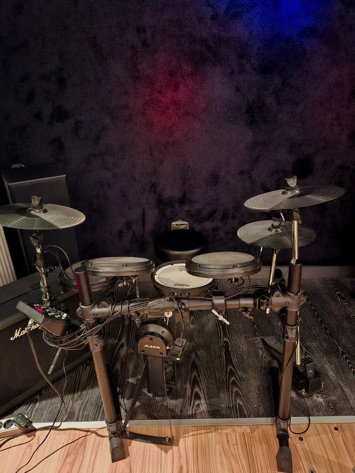 Alesis elektrisch drumstel, Ophalen, Zo goed als nieuw, Overige merken