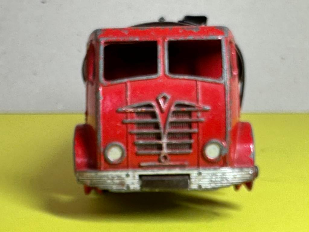 Dinky Supertoys  Foden Mobilgas tankwagen, Ophalen of Verzenden, Zo goed als nieuw, Bus of Vrachtwagen, Dinky Toys