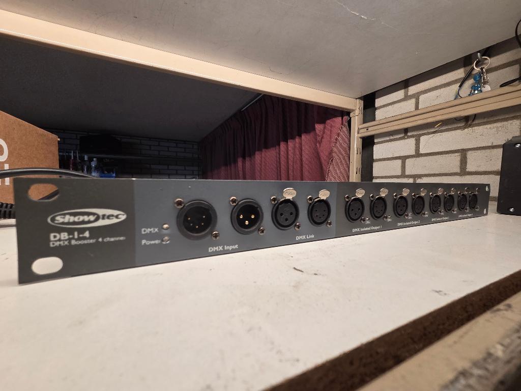 DMX Booster, Ophalen of Verzenden, Gebruikt, Licht