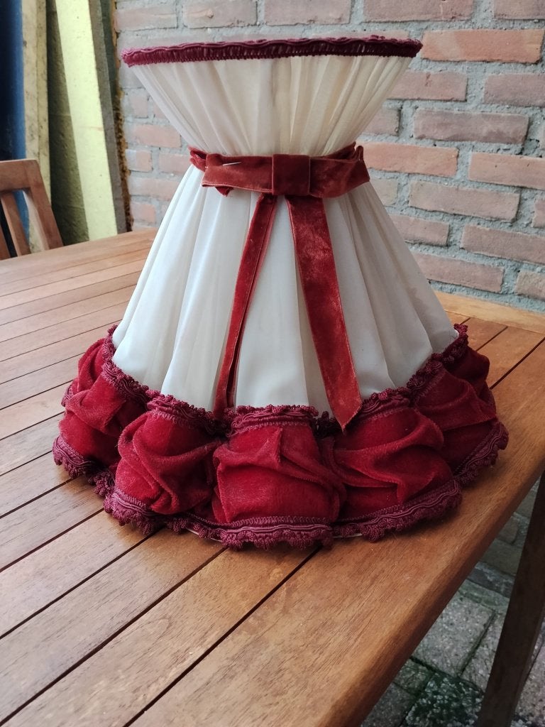 Mooie vintage tafellampenkap rood/wit, Huis en Inrichting, Gebruikt, Tafellamp, Meerkleurig, Rond