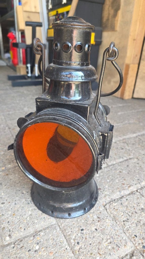 Antieke spoorweg seinlantaarn met rood/wit glas, Ophalen, Gebruikt, Trein, Overige typen