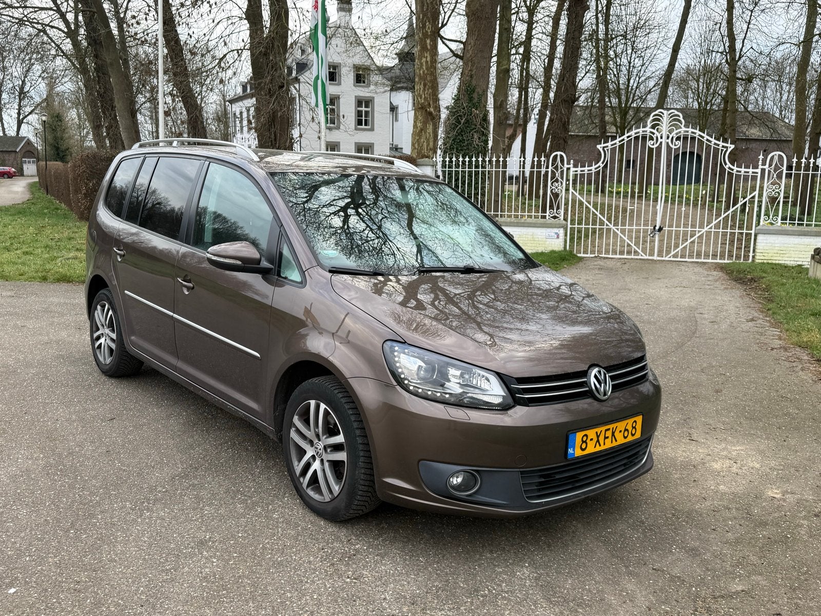 Volkswagen Touran 1.4 TSI 125KW DSG 2014 Bruin, Auto's, Euro 5, 15 km/l, Zwart, Bruin