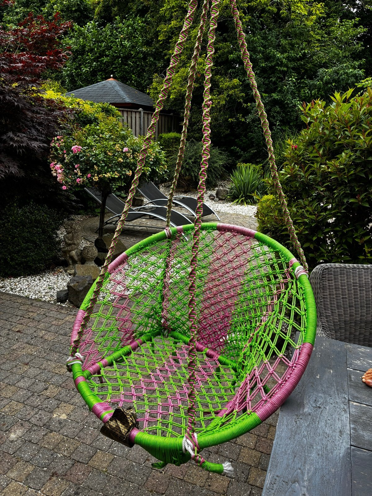 Hangstoel Groen/Roze - Comfortabel en Kleurrijk, Ophalen, Zo goed als nieuw, Eenpersoons, Binnen