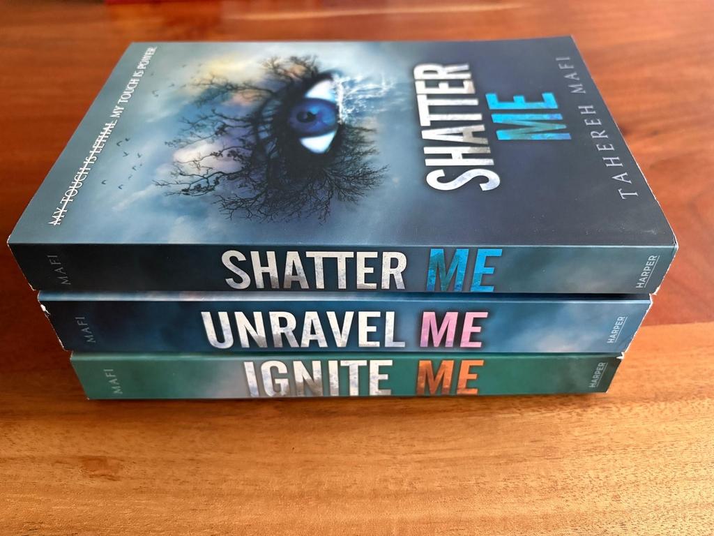 Shatter Me Trilogie - Tahereh Mafi (Engels), Boeken, Verzenden, Zo goed als nieuw, Amerika