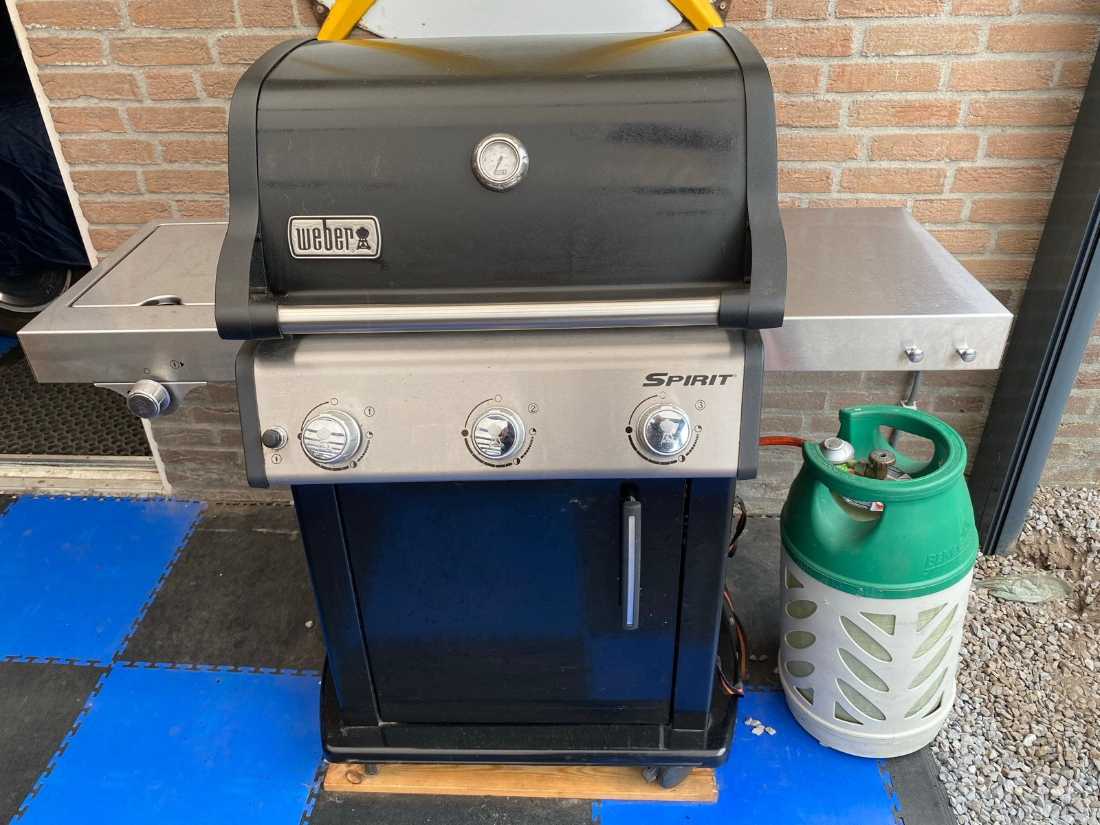 Weber Spirit E-325 gasbarbecue met accessoires, Ophalen, Gebruikt