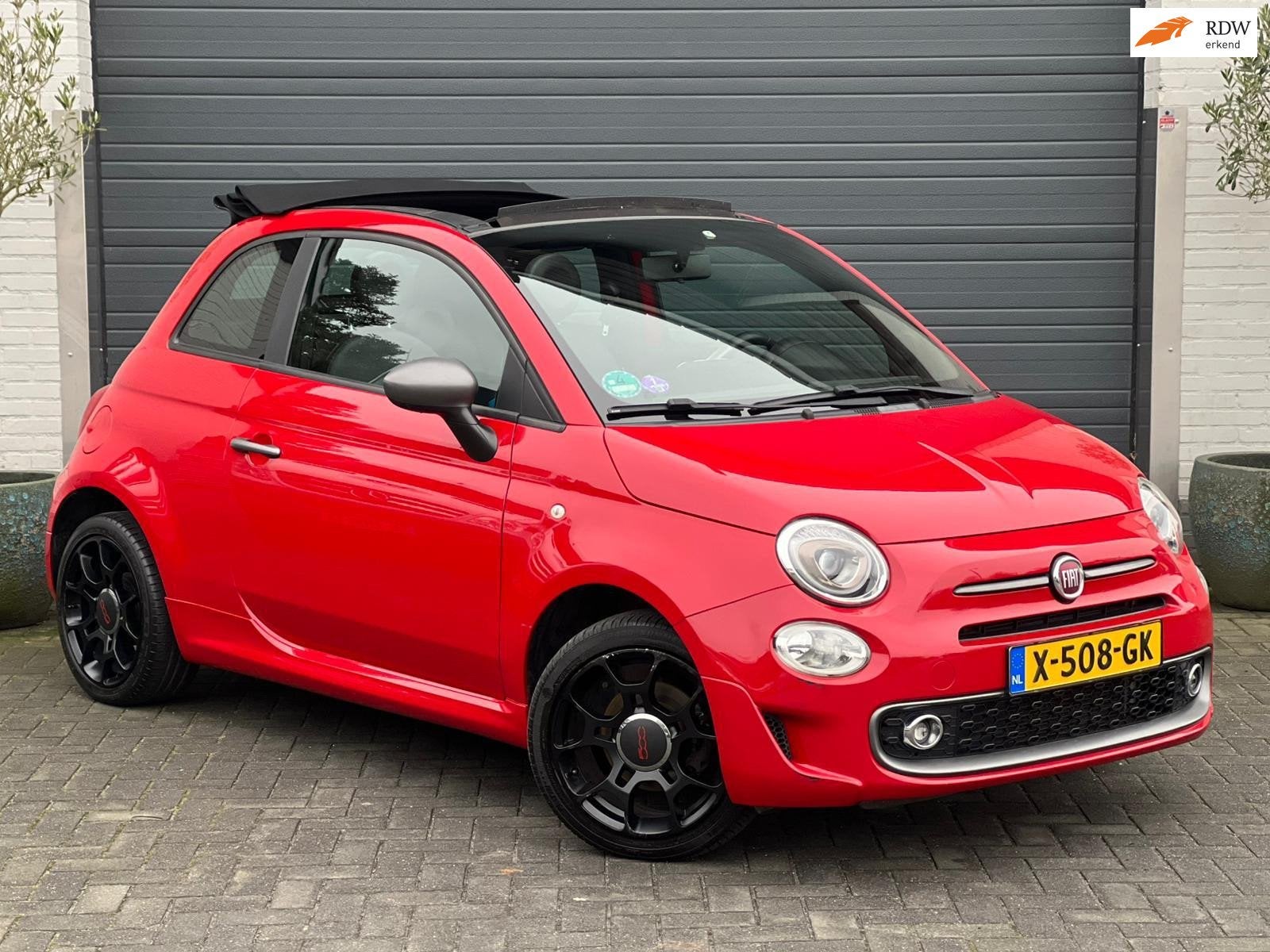Fiat 500 1.2 Sport|Cabrio|92083KM|PDC|Airco|Leder|Goed onder, Auto's, Voorwielaandrijving, Gebruikt, 4 cilinders, Emergency brake assist