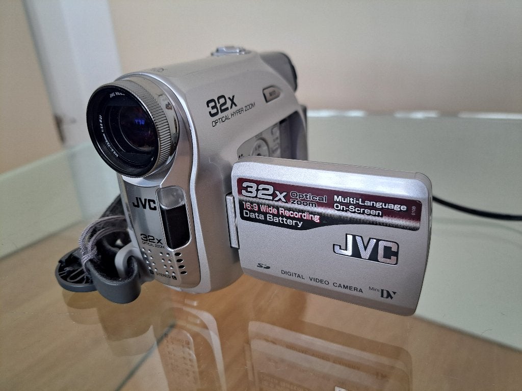 JVC GR-D360E Mini DV Camcorder - 32x Optische Zoom (Defect), Mini dv, Gebruikt, JVC, 20x of meer