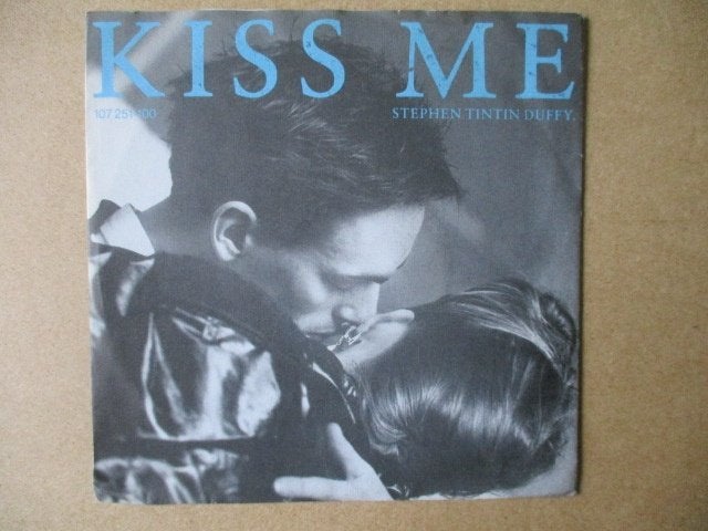 s1683 stephen tintin duffy - kiss me, Ophalen, Gebruikt, 7 inch, Overige genres