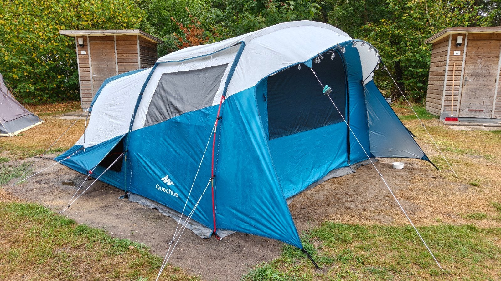 Decathlon Arpenaz 5.2 Fresh & Black 5-persoons tent 2022, Caravans en Kamperen, Tenten, Ophalen, Gebruikt, Tot en met 5