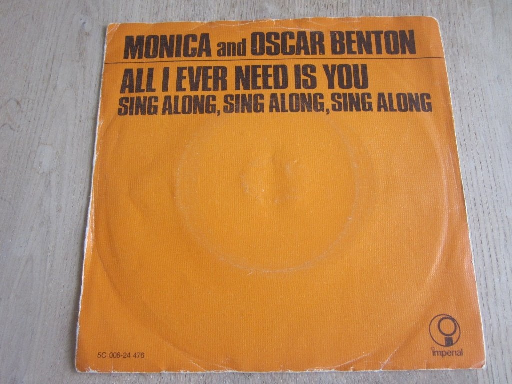 Monica & Oscar Benton - All I ever need is you, Verzenden, 7 inch, Zo goed als nieuw, Pop
