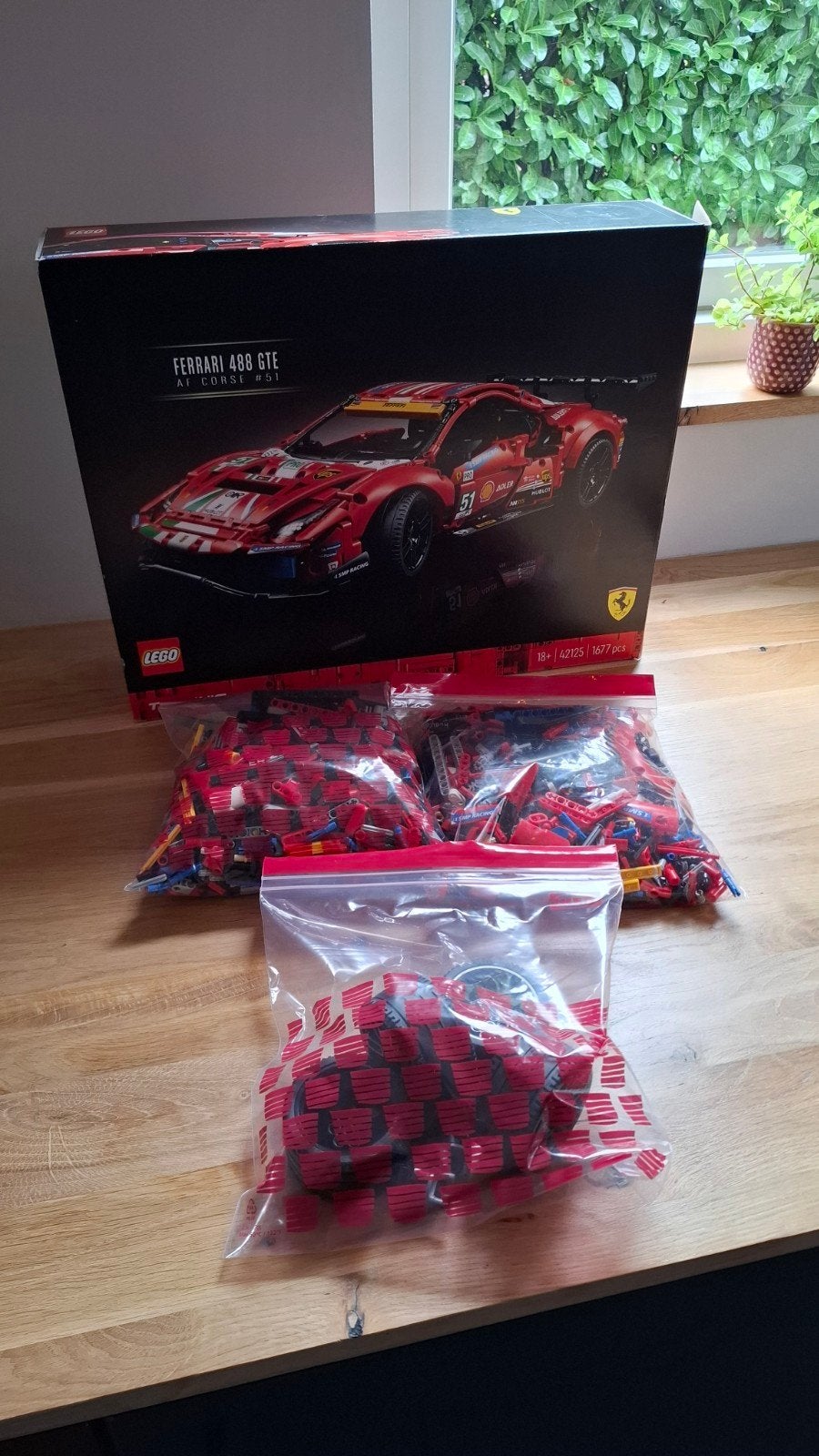 LEGO Technic Ferrari 488 GTE AF Corse #51 (42125), Lego, Ophalen of Verzenden, Zo goed als nieuw, Complete set