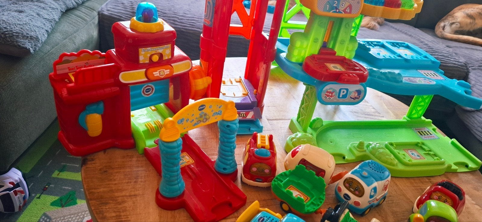 toet toet auto s en gebouwen, Ophalen, 2 tot 4 jaar