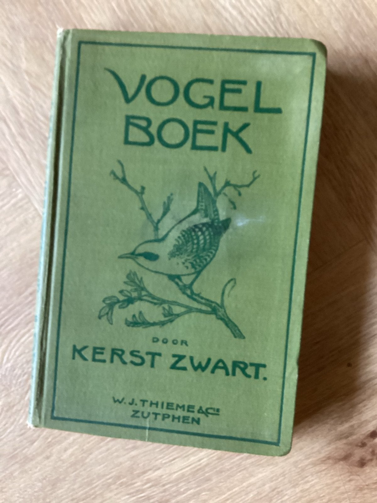 Vogelboek door Kerst Zwart - Zangers en Krassers (1921), Boeken, Ophalen of Verzenden, Gelezen, Vogels
