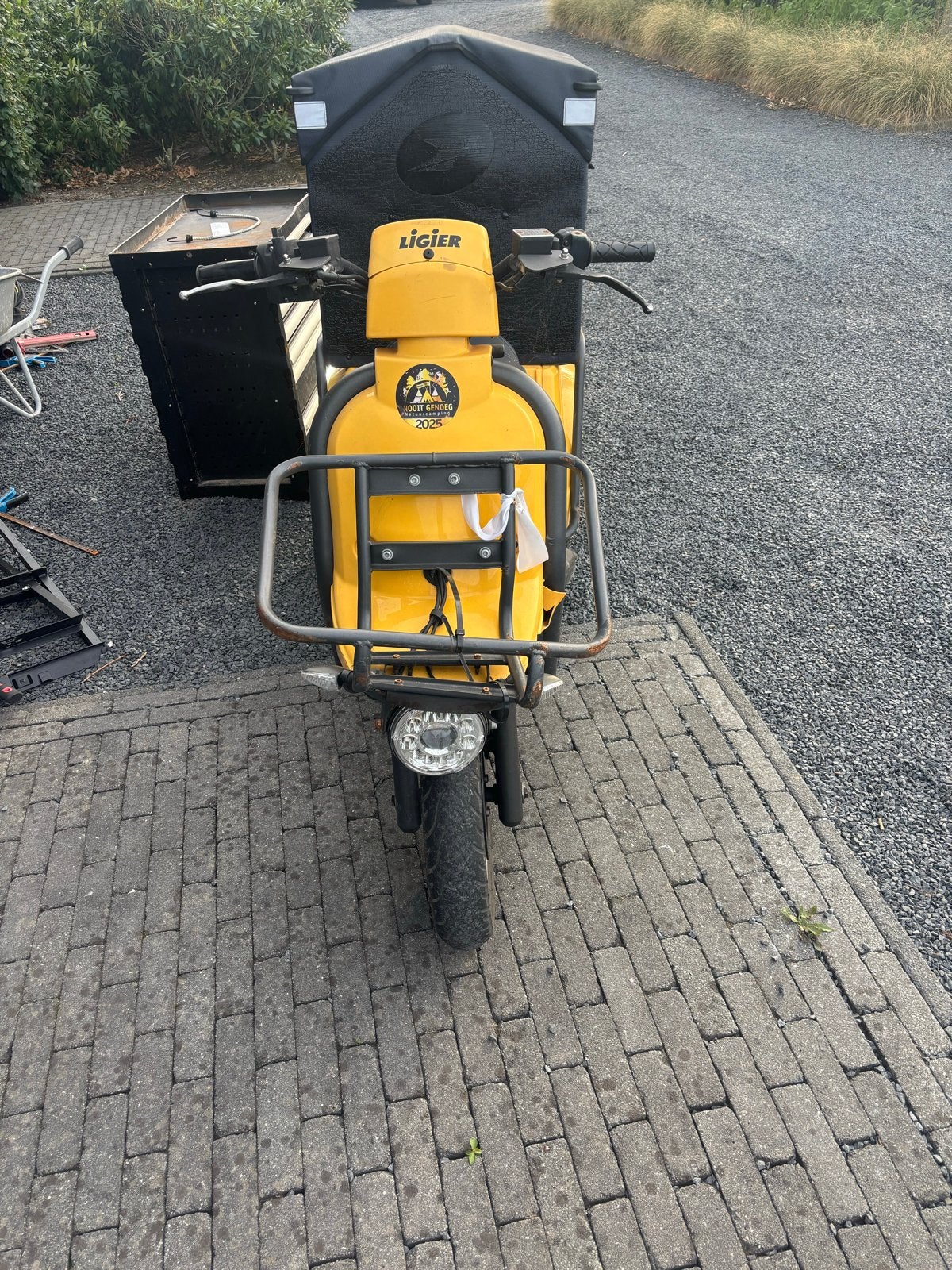Gele scootmobiel, Diversen, Ophalen, Gebruikt, 46 km of meer, 16 km/u of meer