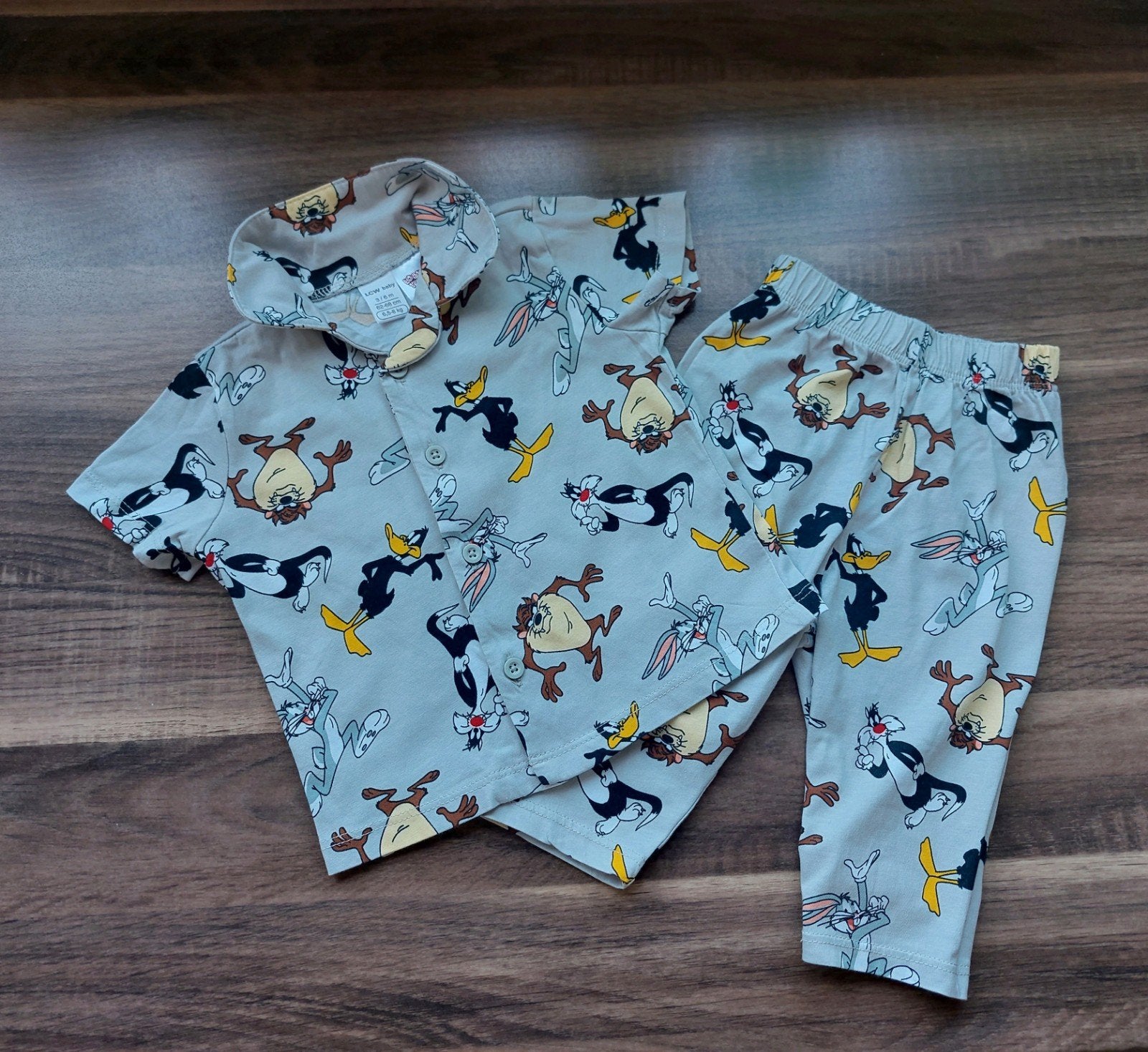 LC Waikiki Looney Tunes setje maat 62-68 z.g.a.n., Kinderen en Baby's, Lc Waikiki, Ophalen of Verzenden, Zo goed als nieuw, Setje