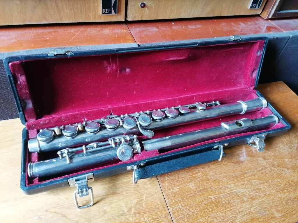 Jupiter JFL-511E Dwarsfluit met E-mechaniek, Muziek en Instrumenten, Ophalen of Verzenden, Gebruikt, Dwarsfluit, Met koffer of tas