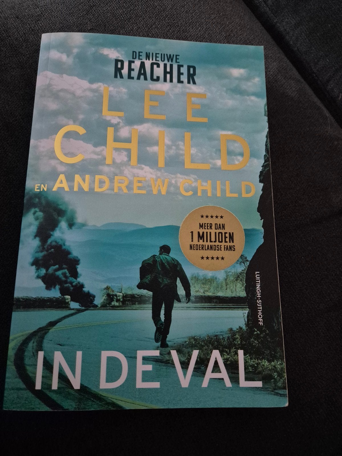 Lee Child - In de val, Ophalen of Verzenden, Zo goed als nieuw, Lee Child; Andrew Child