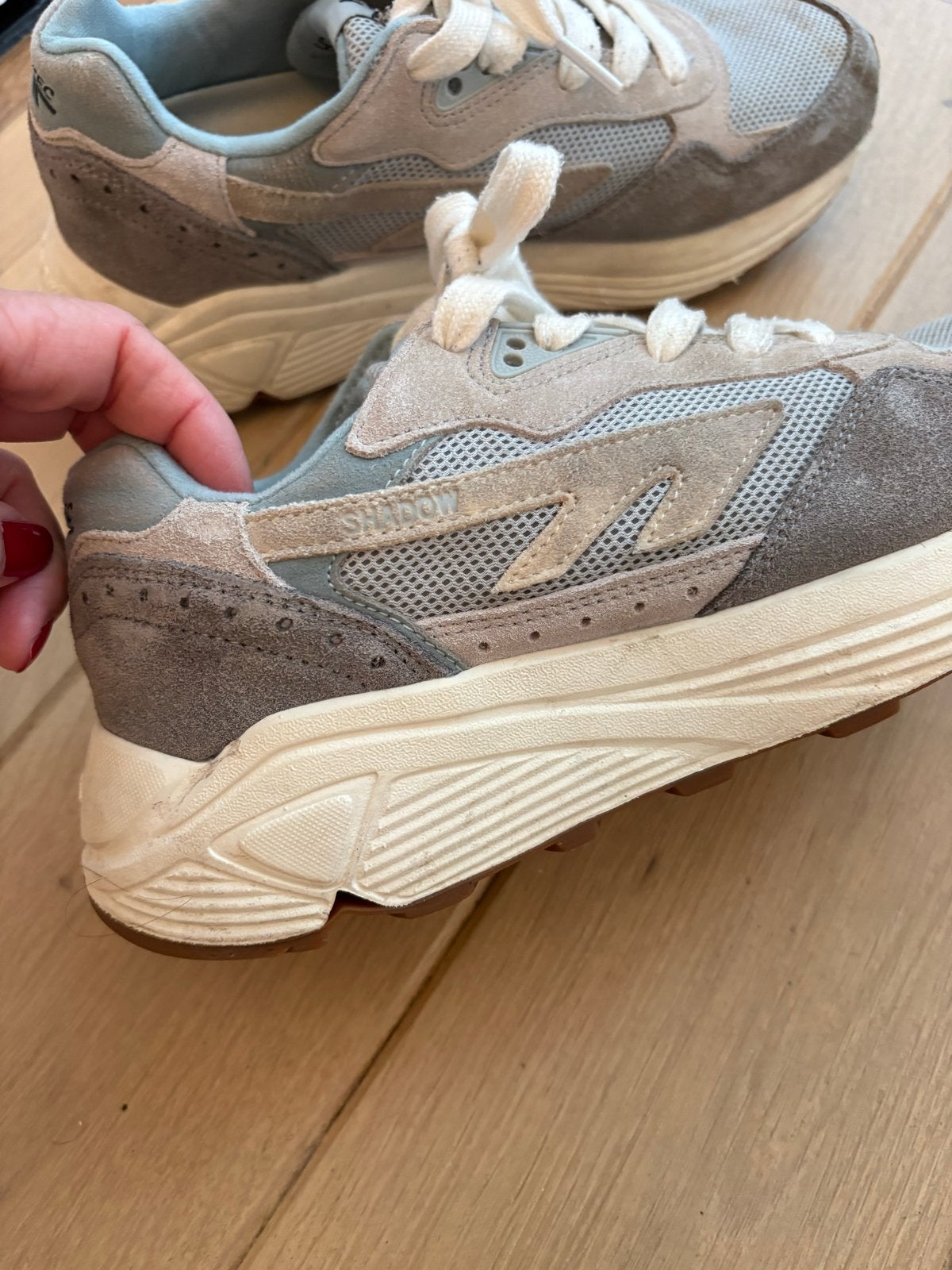 Hi-Tec HTS74 Shadow RGS Sneakers - Maat 39, Ophalen of Verzenden, Gedragen, Beige, Sneakers of Gympen