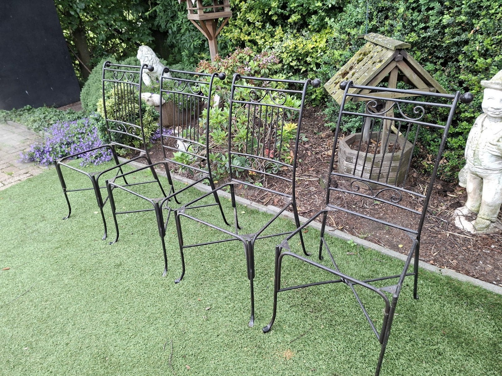4 antieke smeedijzeren stoelen, Huis en Inrichting, Stoelen, Ophalen