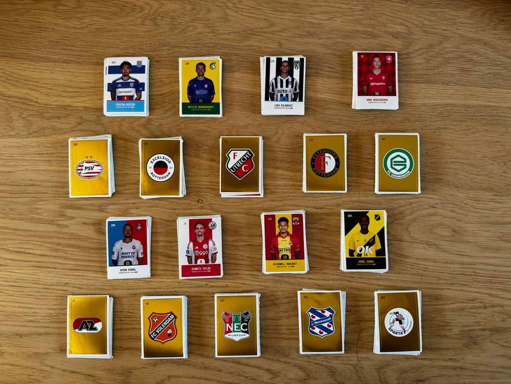 Plus Voetbalplaatjes - Dubbelen, Ophalen of Verzenden, Zo goed als nieuw, Overige binnenlandse clubs, Poster, Plaatje of Sticker