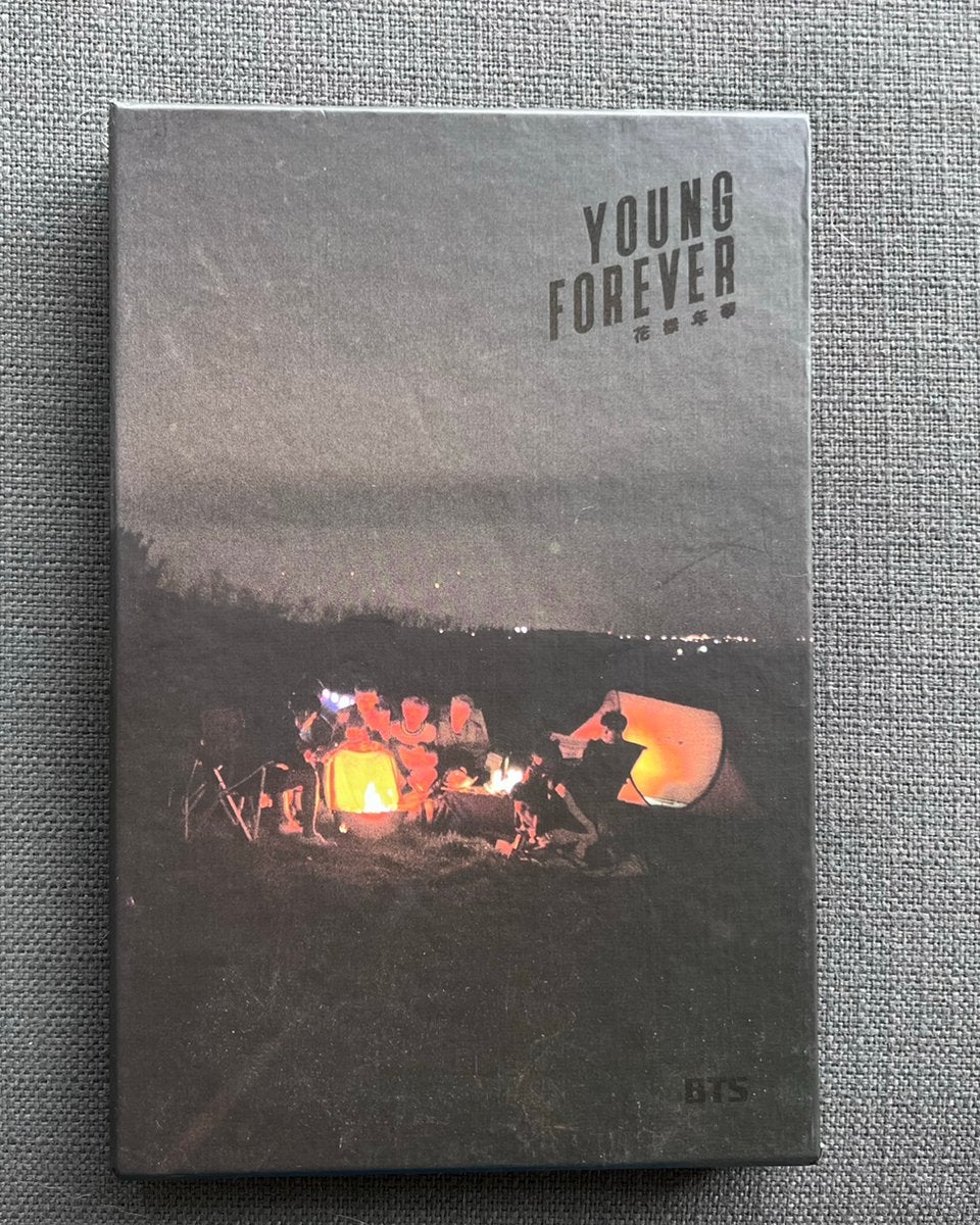 BTA FOREVER YOUNG ALBUM (night versie), K-pop, Verzenden, Zo goed als nieuw, Album
