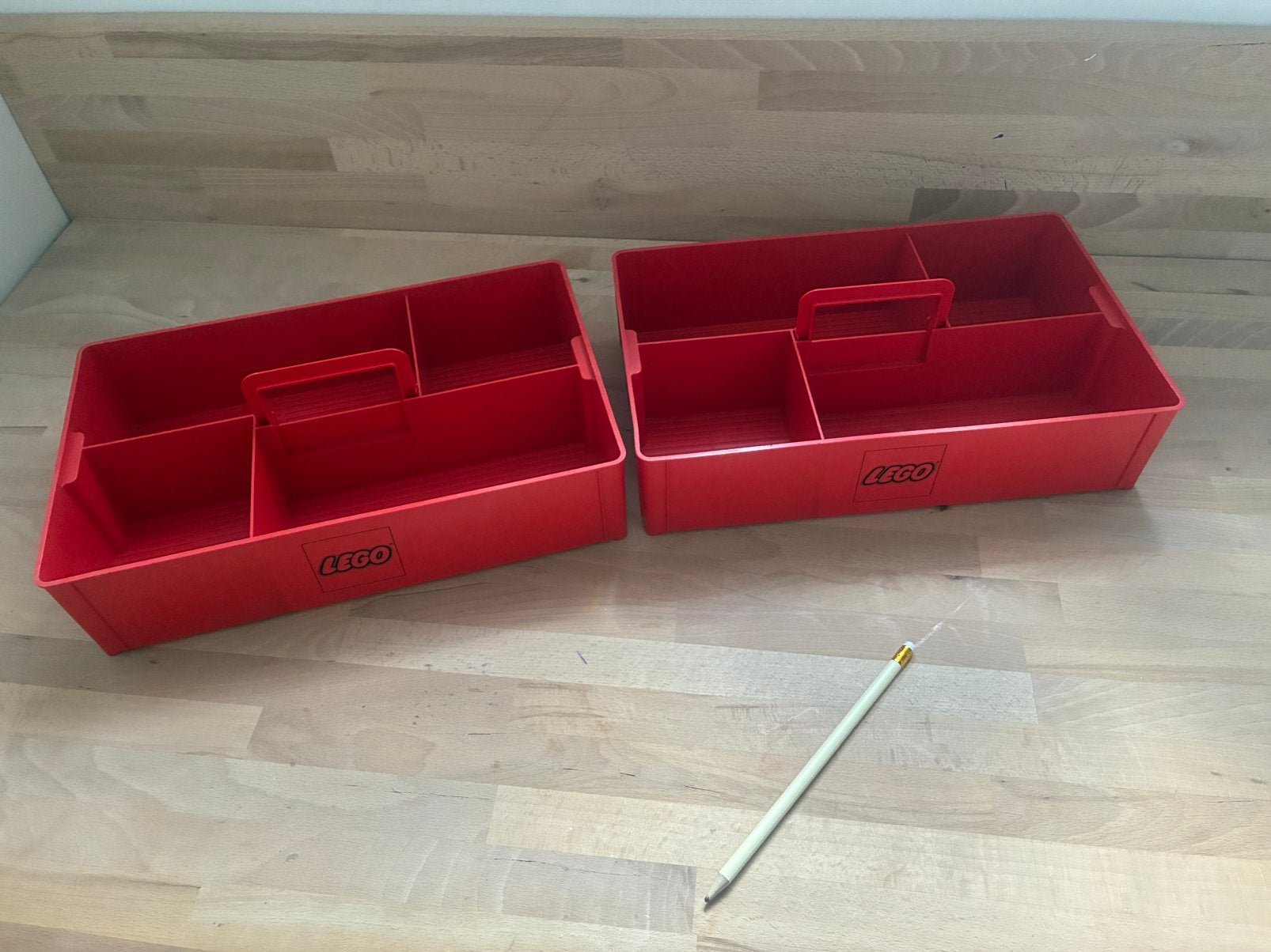 Lego sorteerbakken rood set van 2, Lego, Accessoire, Ophalen of Verzenden, Compleet