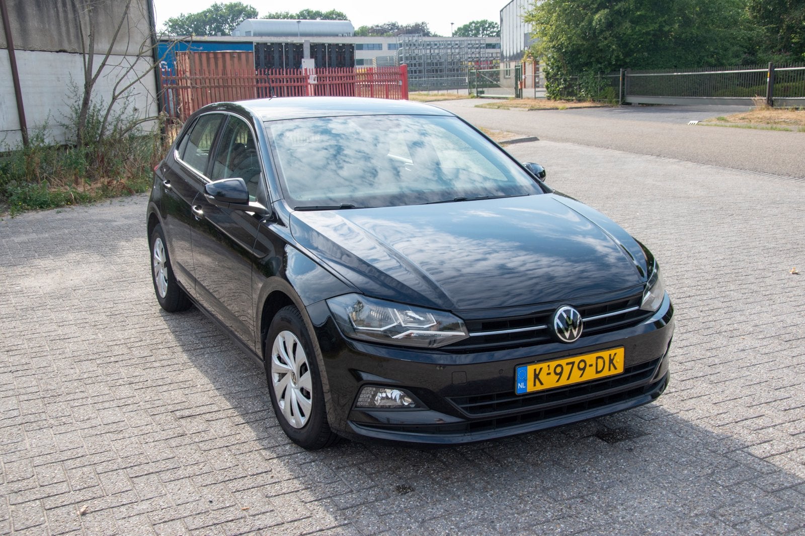 Volkswagen Polo 1.0 TSI Business Comfortline 2020 Zwart, Auto's, Voorwielaandrijving, Origineel Nederlands, Handgeschakeld, 19 km/l