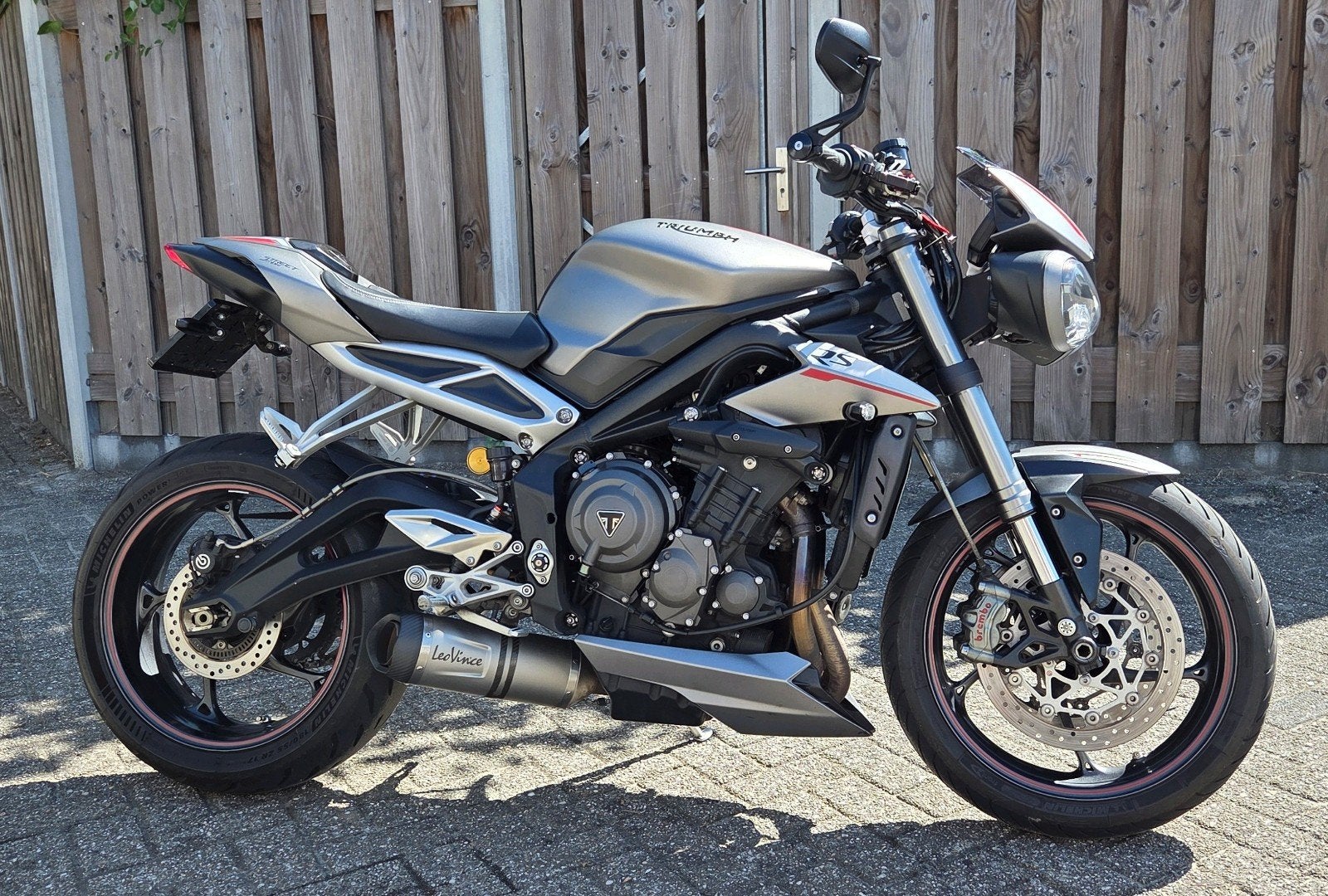 Triumph Street Triple 765 RS (27928km), 3 cilinders, 765 cc, Meer dan 35 kW, Naked bike