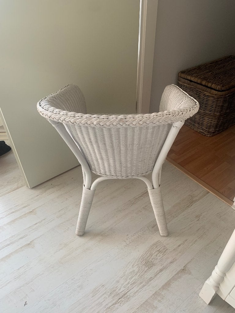 Rieten stoel wit, Ophalen, Wit, Riet of Rotan, Zo goed als nieuw