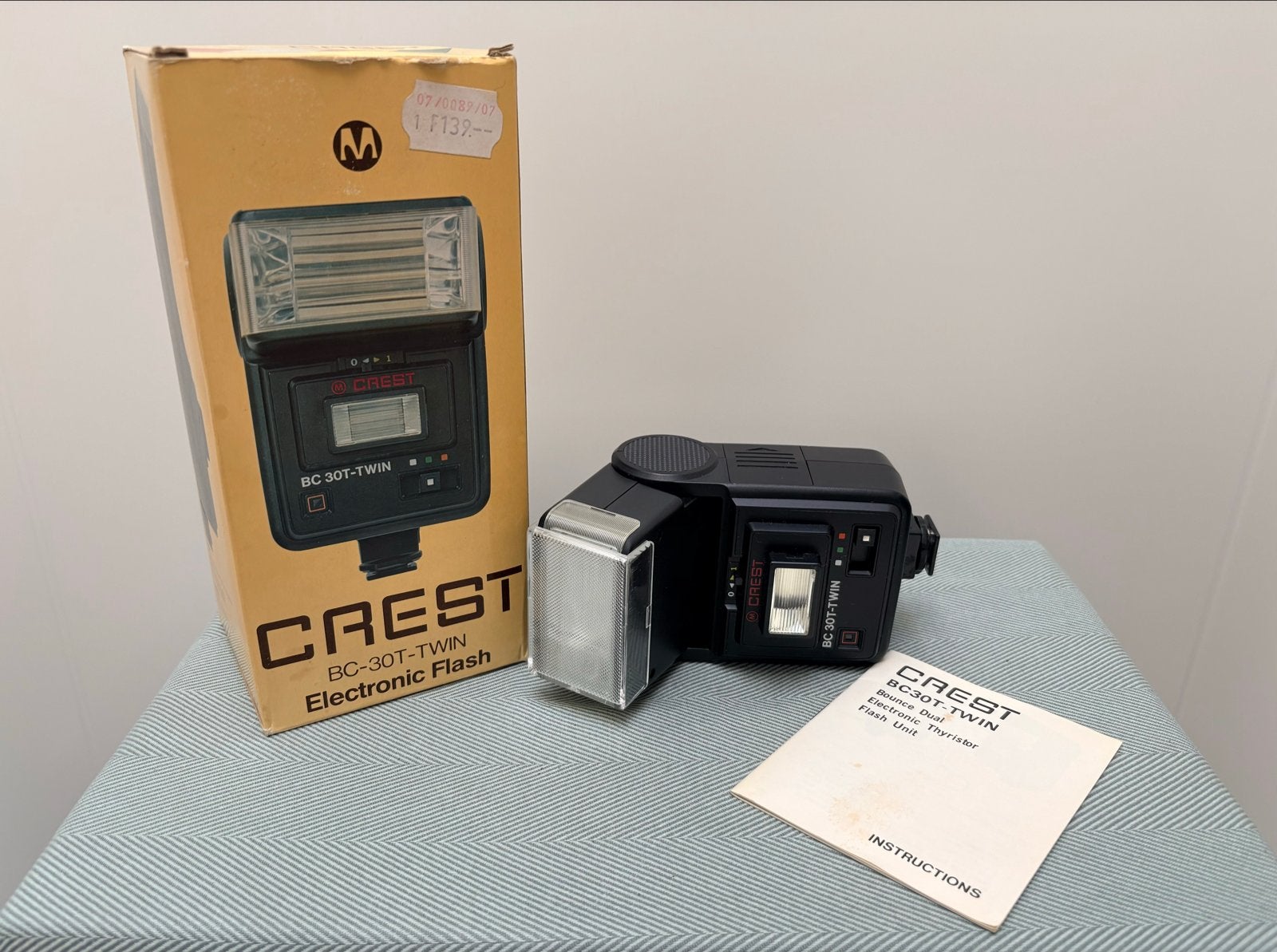 Crest BC 30T-Twin Electronic Flash - Nieuw in doos, Overige merken, Draaibaar, Externe flitser, Ophalen of Verzenden