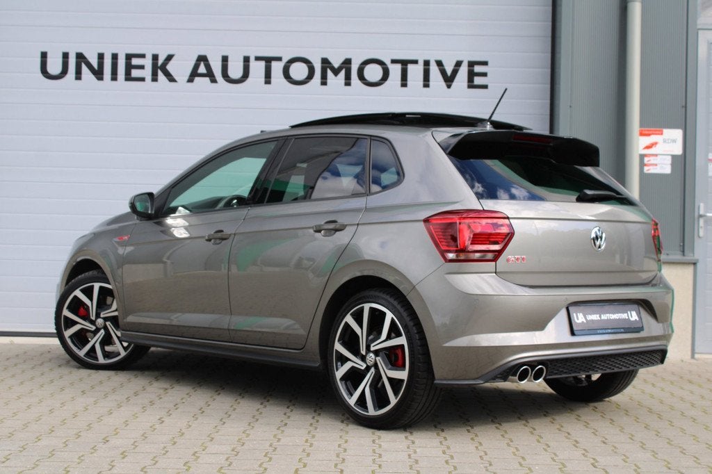Volkswagen Polo 2.0 TSI GTI | PANO | DSG | VIRTUAL | 18" BRE, Stof, Gebruikt, Zwart, 4 cilinders