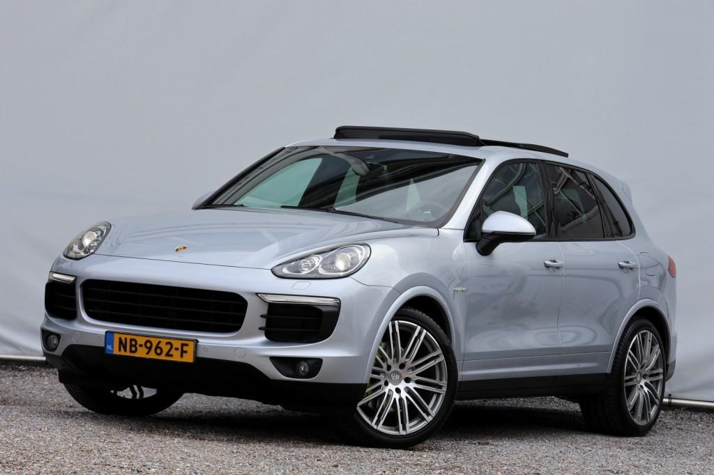 Porsche Cayenne 3.0 S E-Hybrid Platinum Edition - 416 pk *Pa, Automaat, Cayenne, Gebruikt, 2995 cc