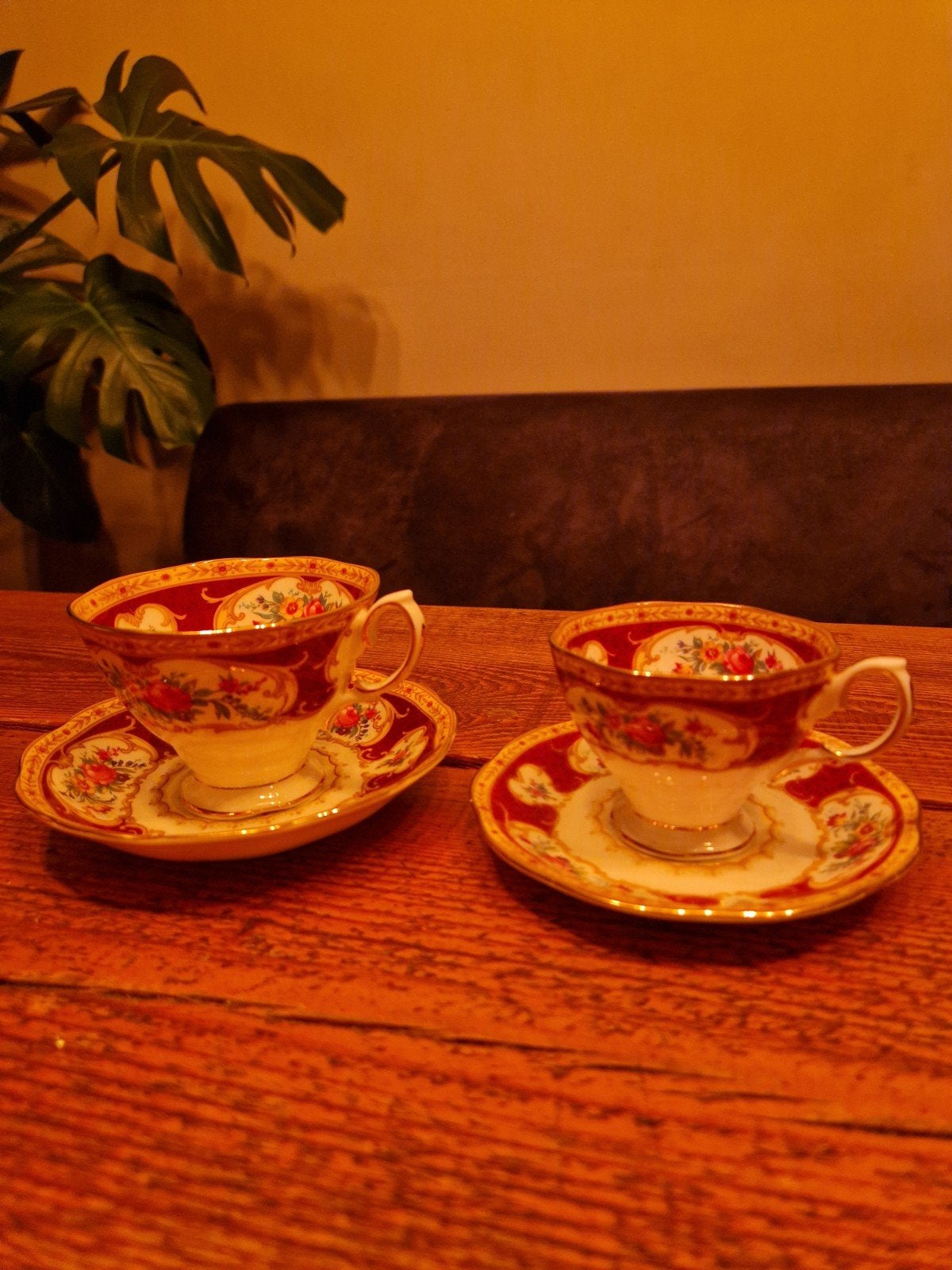 2 Royal Albert Lady Hamilton kop en schotels, Ophalen of Verzenden