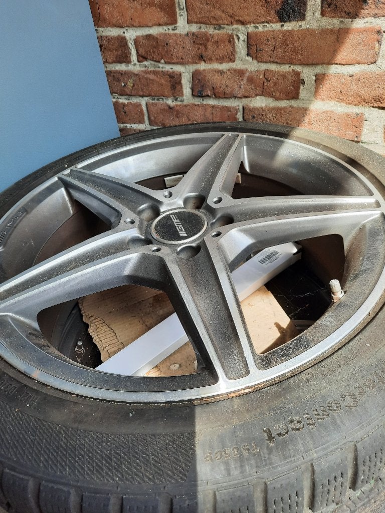Mercedes-Benz 300e AMG velgen + winterbanden, Ophalen, Gebruikt, Mercedes-Benz