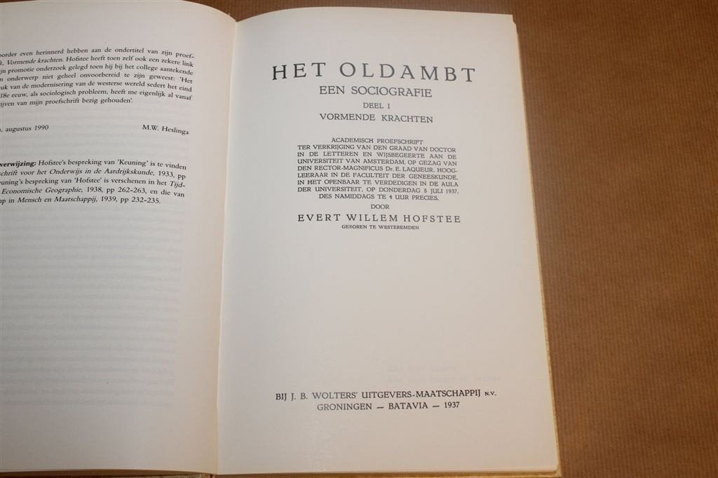 Het Oldambt Sociografie — Hofstee Vormende Krachten Deel 1, Boeken, Ophalen of Verzenden, Gelezen