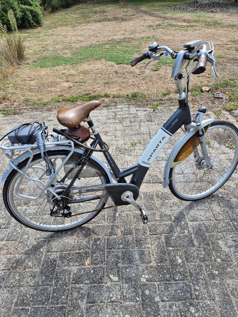 sparta ion voor onderdelen, Ophalen, Sparta, Velgrem, Versnellingen