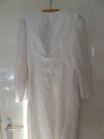 Vintage trouwjurk uit 1972 off-white, Kleding | Dames, Trouwkleding en Trouwaccessoires, Ophalen of Verzenden, Zo goed als nieuw