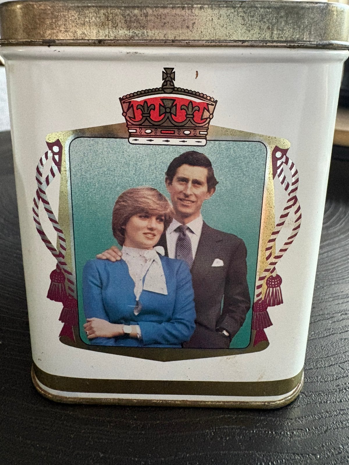 Vintage blik Charles & Diana huwelijk 1981, Verzenden, Gebruikt, Overige, Overige merken