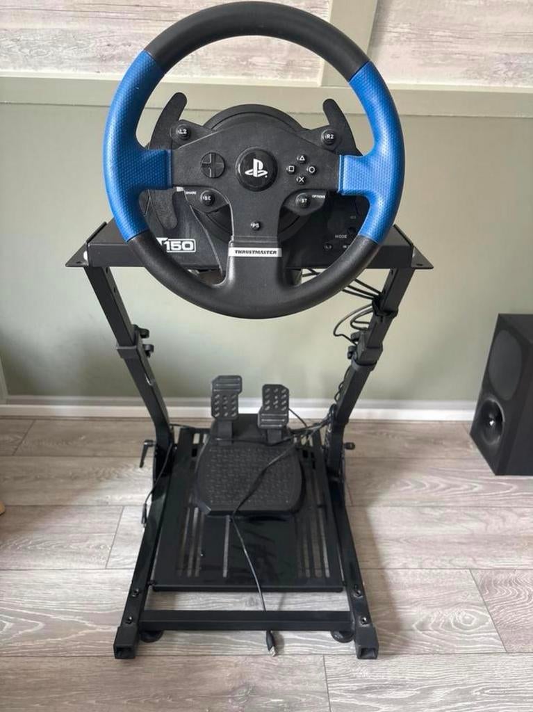 Thrustmaster T150 racestuur met pedalen en standaard, Ophalen, Gebruikt