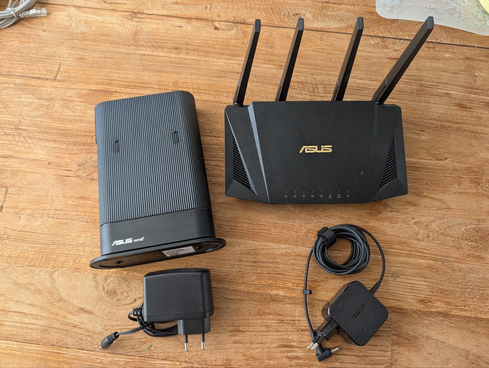 Asus WiFi 6 AiMesh Routers (RT-AX59u & RT-AX58u), Computers en Software, Routers en Modems, Gebruikt, Router, Ophalen of Verzenden
