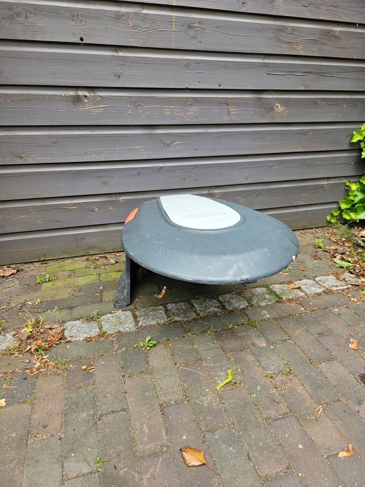 Garage robotmaaier Gardena, Ophalen of Verzenden, Minder dan 20 cm