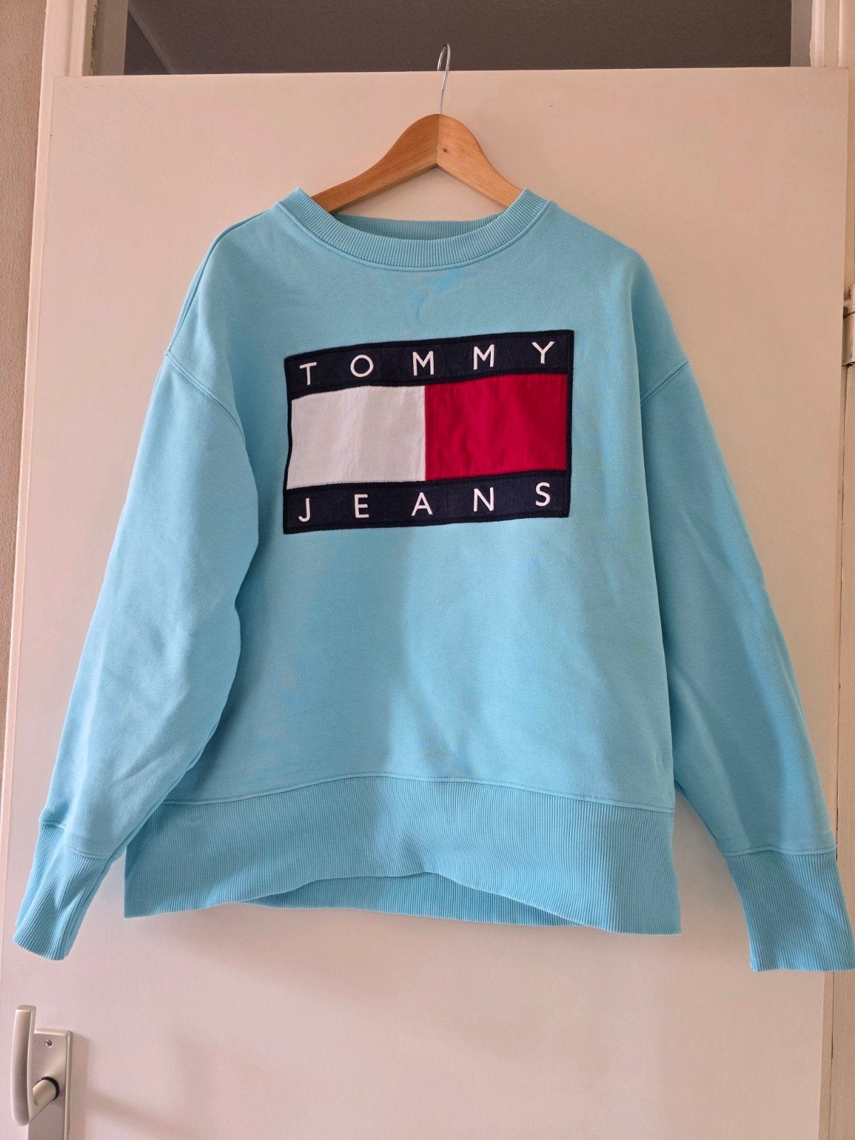 lichtblauwe Tommy Hilfiger trui, Ophalen, Zo goed als nieuw