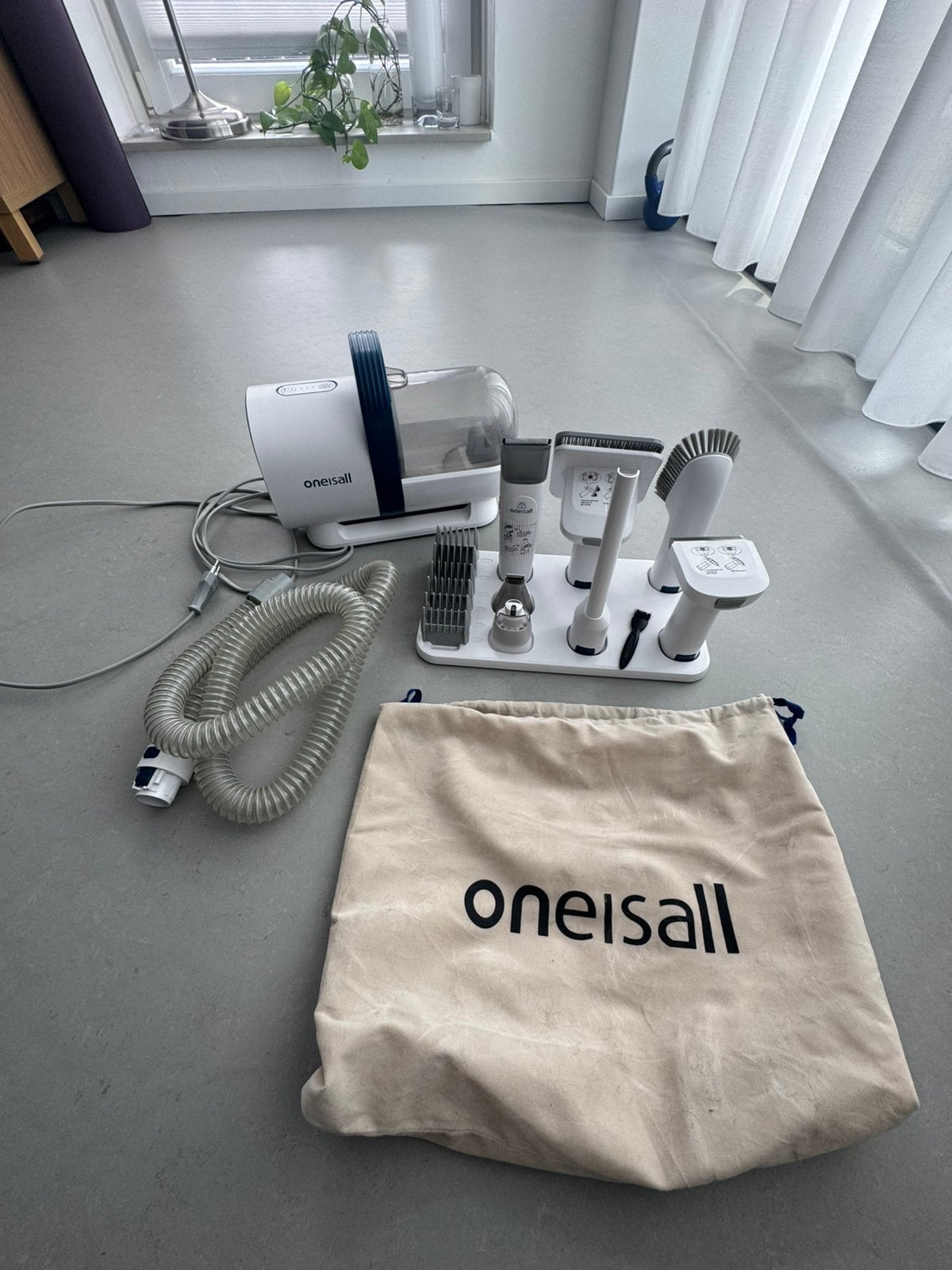 Oneisall LM2 7-in-1 Pet Grooming Vacuum Kit, Ophalen, Zo goed als nieuw, Afzuiger
