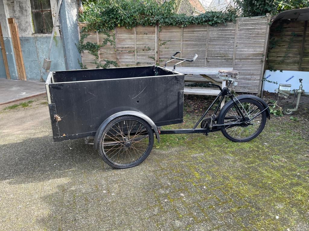 Antieke bakfiets met nieuw achterwiel en aluminium bak, Fietsen en Brommers, Fietsen | Bakfietsen, Ophalen, Zo goed als nieuw