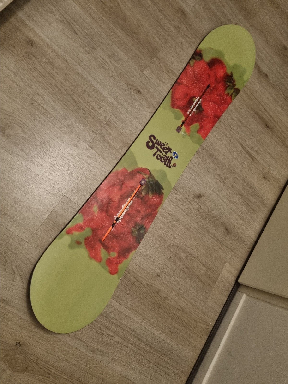 BURTON SWEET TOOTH 148 SNOWBOARD I.Z.G.S, Sport en Fitness, Burton, Board, Ophalen of Verzenden, Zo goed als nieuw