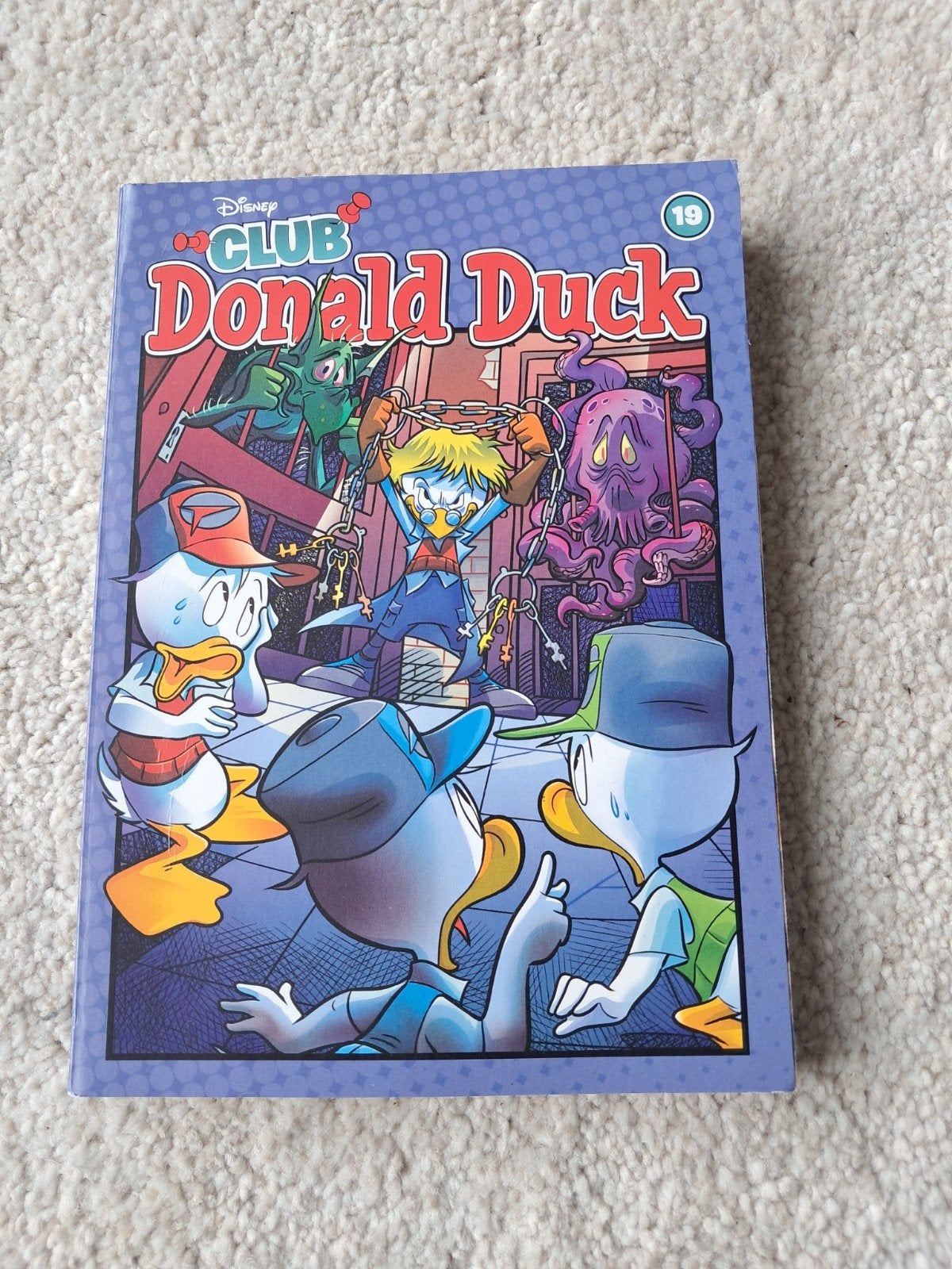 Disney Club Donald Duck 19 - Stripboek, Eén stripboek, Ophalen of Verzenden, Zo goed als nieuw, Walt Disney