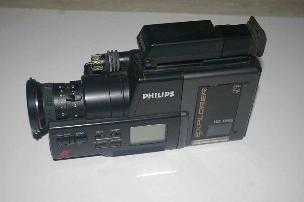 Philips Explorer video camera / Philips lamp in draagtas, Ophalen of Verzenden, Hi 8, Camera