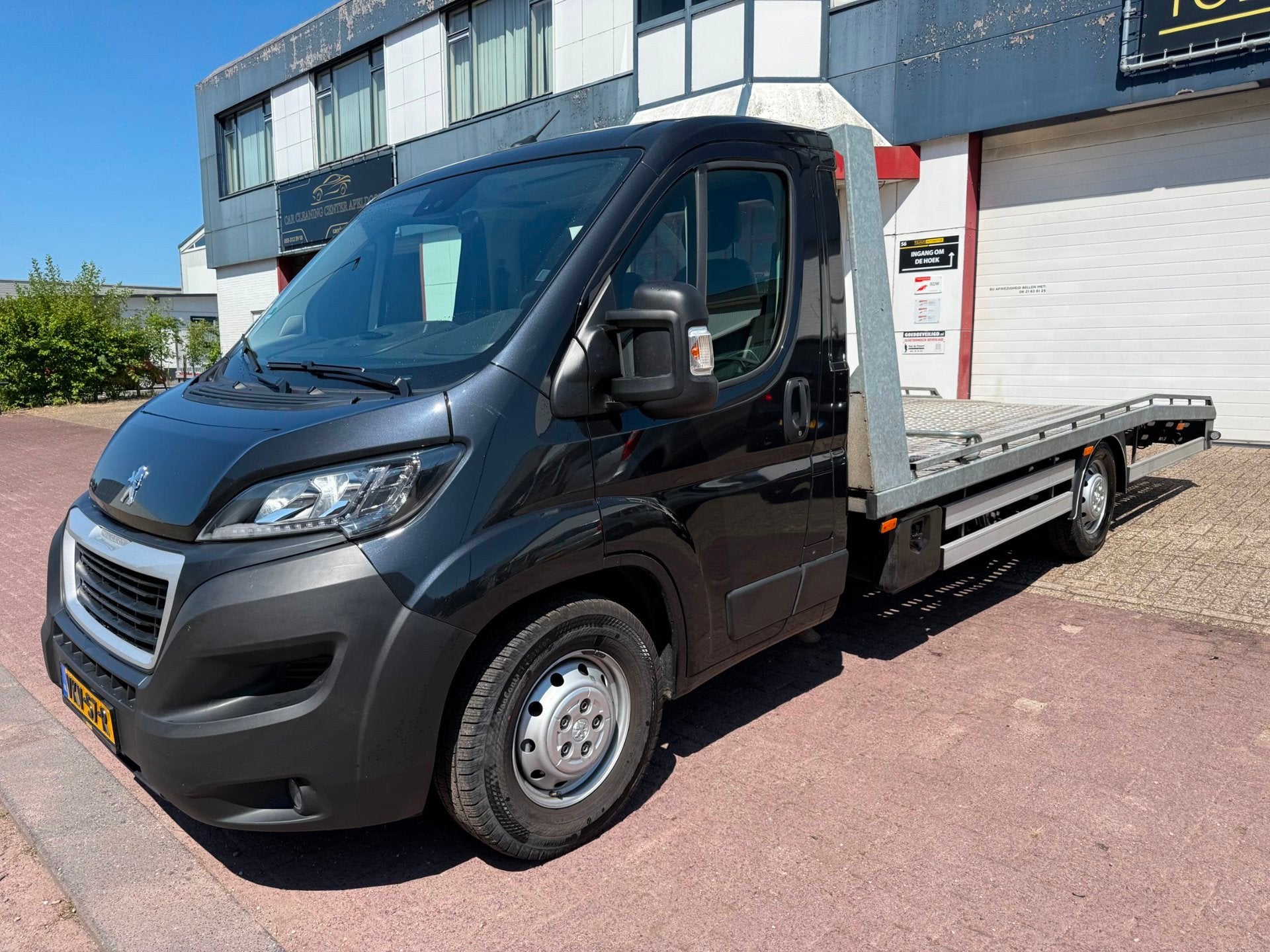 Peugeot Boxer 435 2.2 BlueHDi 165 L4 Pro Zwaar |OPRIJWAGEN |, Voorwielaandrijving, Stof, Gebruikt, 4 cilinders